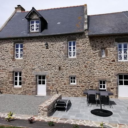 L'Tas De Cailloux Bed & Breakfast Cancale Bagian luar foto