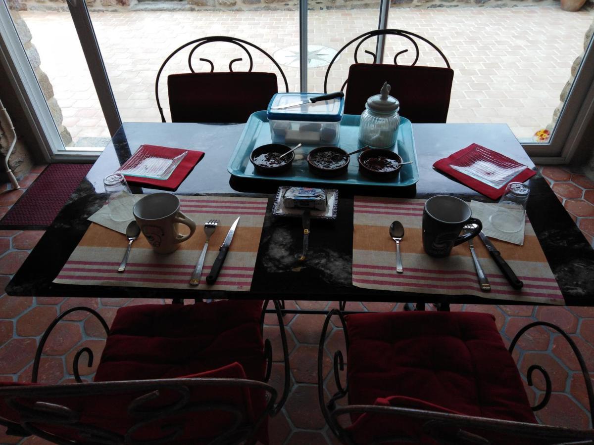 L'Tas De Cailloux Bed & Breakfast Cancale Bagian luar foto
