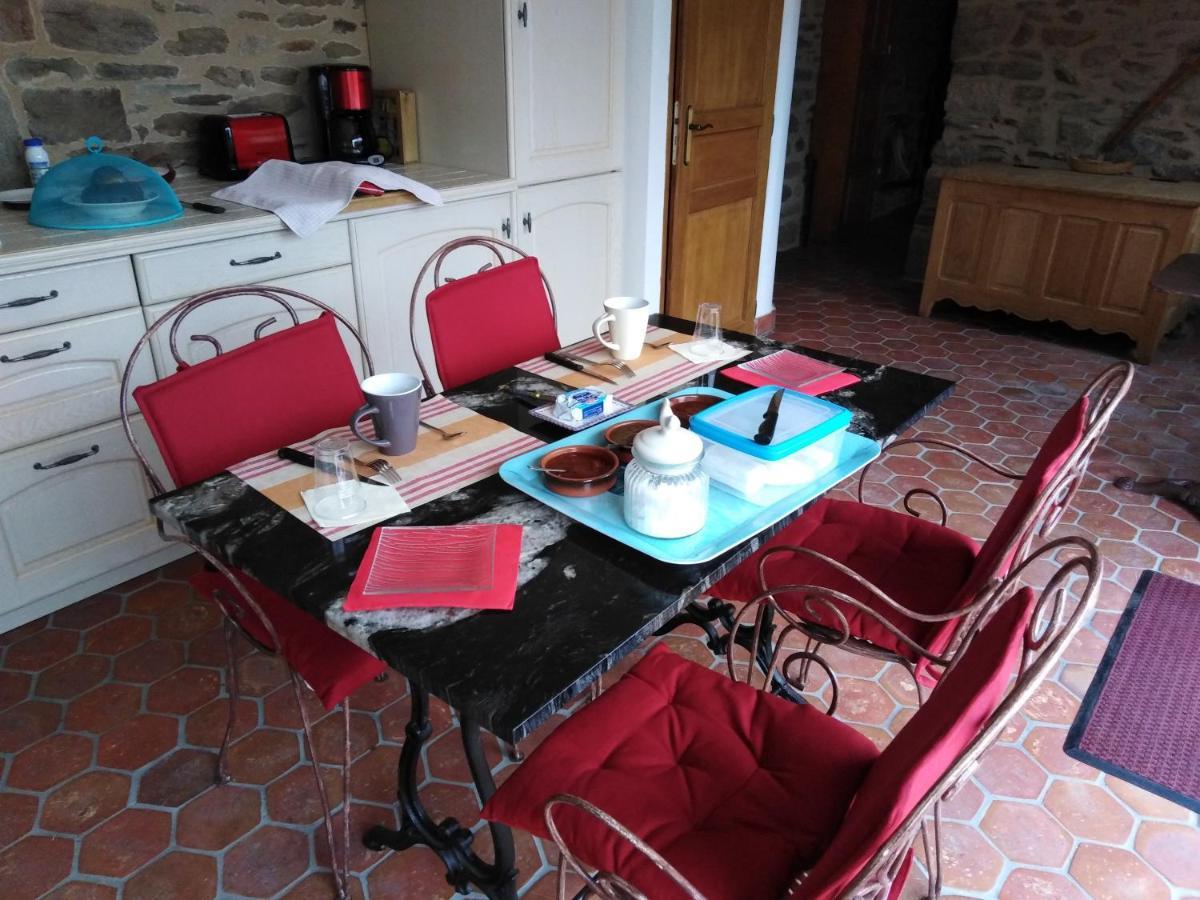 L'Tas De Cailloux Bed & Breakfast Cancale Bagian luar foto